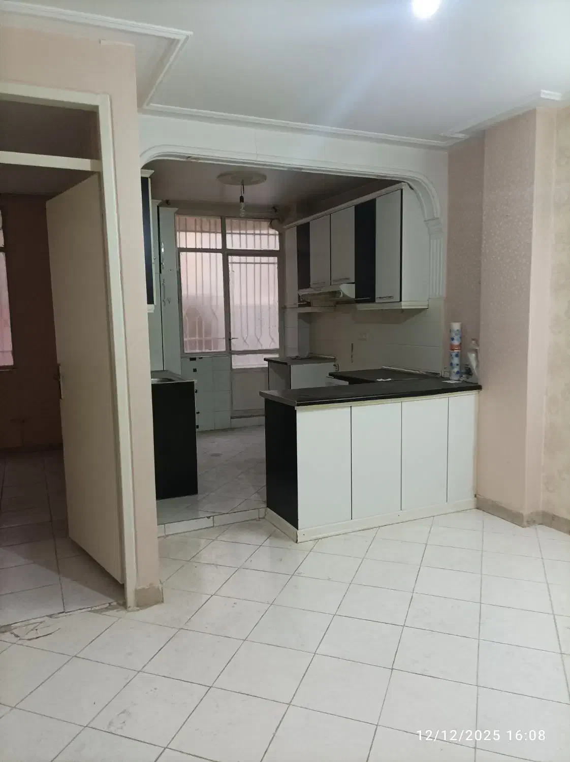 آپارتمان 57متر تخلیه بازسازی شده حیاط اختصاصی