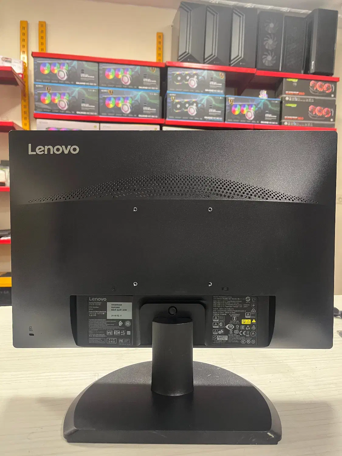 مانیتورلنوو 20 اینچ Lenovo LED IPS دوربین کامپیوتر|قطعات و لوازم جانبی رایانه|کرمانشاه, |دیوار