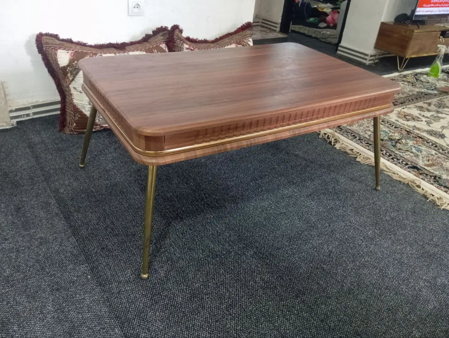 میز|مبلمان خانگی و میز عسلی|شیراز, کفترک|دیوار