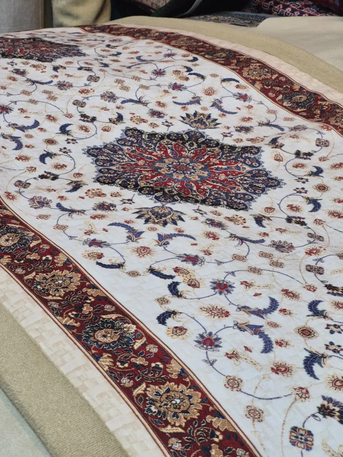 تشک کناره اتاق|تشک تختخواب|اصفهان, علی قلی آقا|دیوار