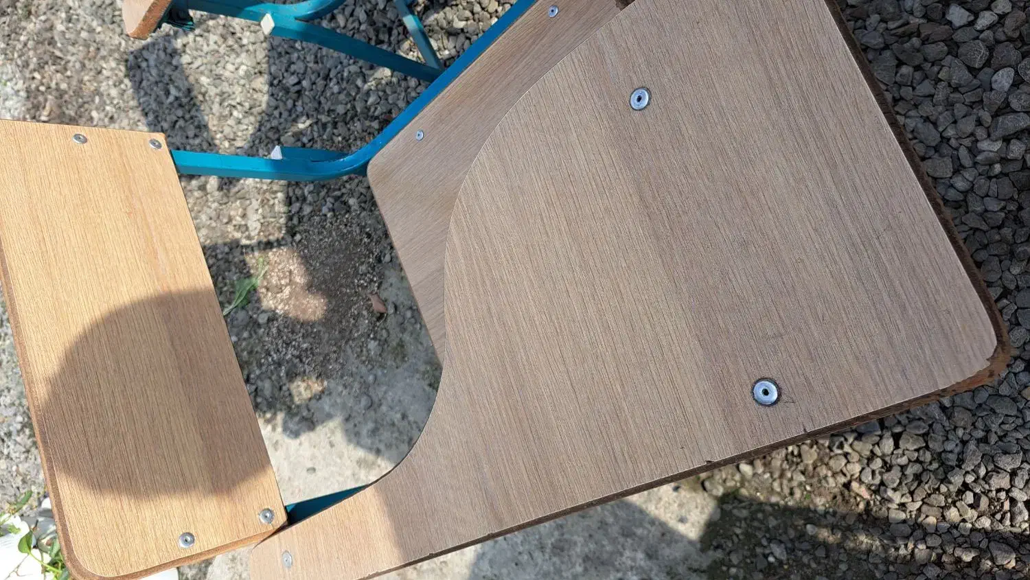 صندلی آموزشی|صندلی و نیمکت|نور, |دیوار