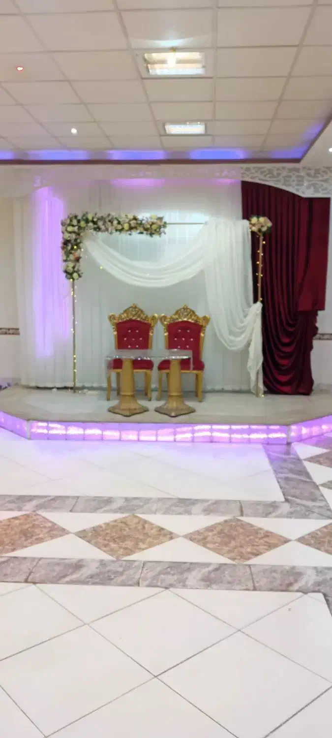 تالار گلها وتالارمهرماه|خدمات پذیرایی، مراسم|بروجرد, |دیوار