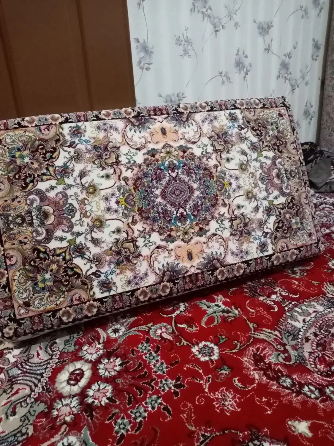 پشتی نو|پشتی|اهر, |دیوار