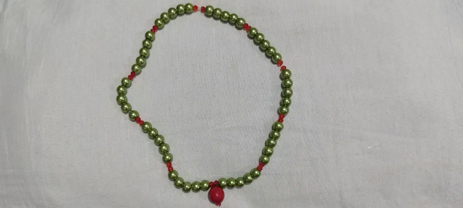 دستبند و گردنبند.|بدلیجات|قم, شهرک امام حسین|دیوار