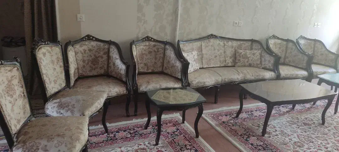 مبل کلاسیک 9 نفره با 3 عدد جلو مبلی|مبلمان خانگی و میز عسلی|بهار, |دیوار