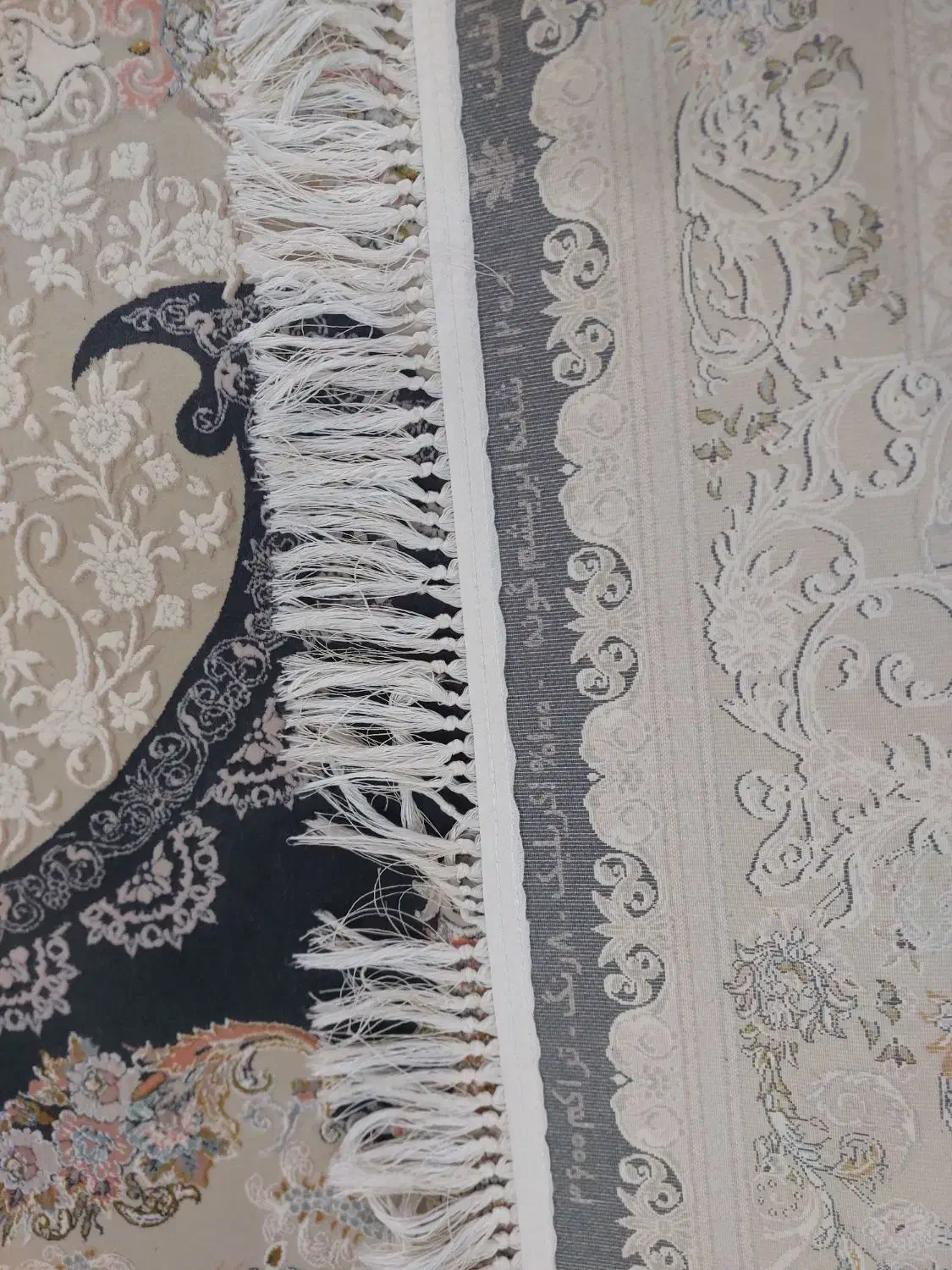 دو عدد فرش ۶متری نو نو فقط ۴ ماه استقاده شده|فرش|دزفول, |دیوار