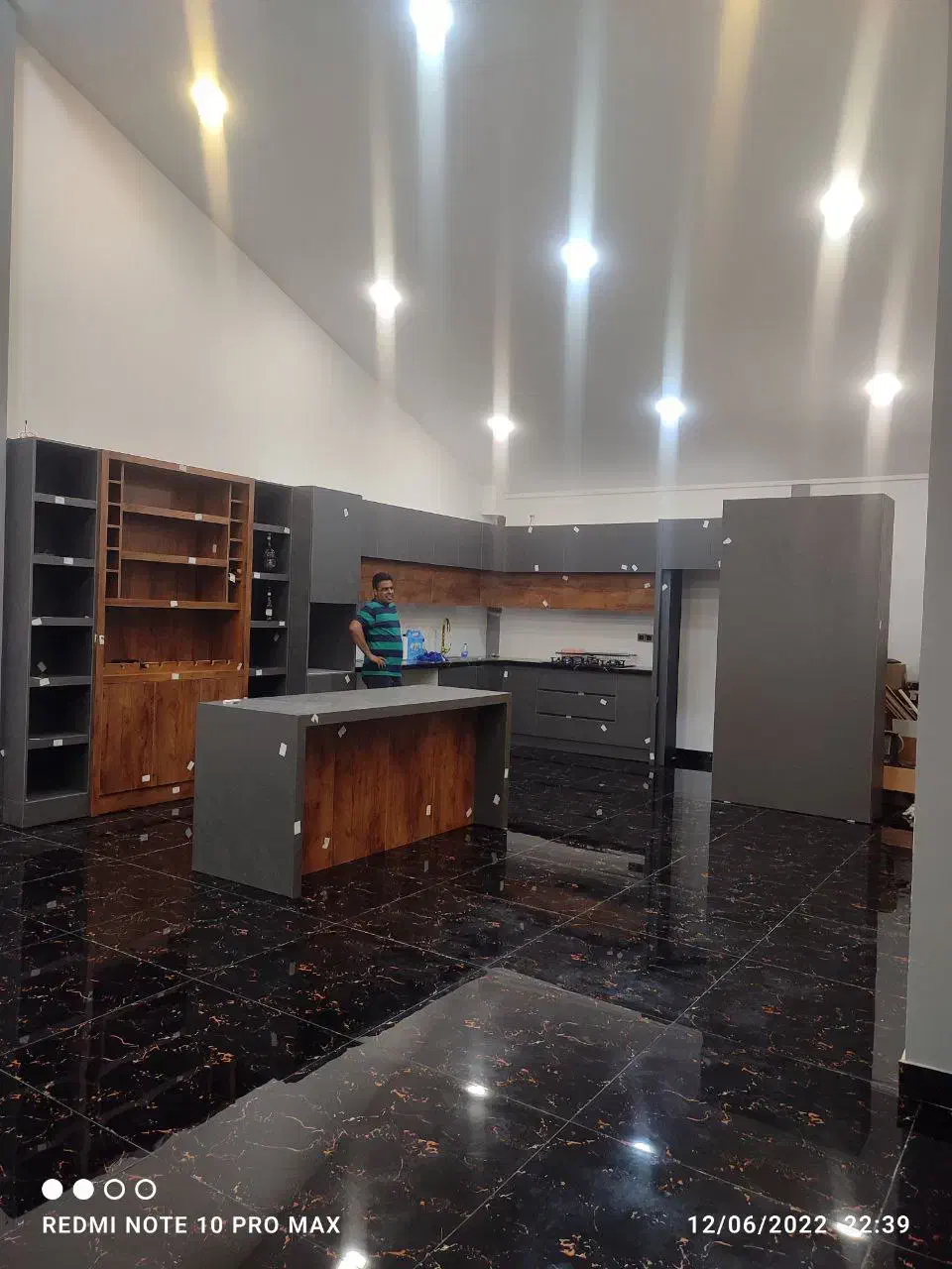 باغ ویلا خاص سبک اروپایی درمشهد فروشی|فروش خانه و ویلا|مشهد, میان ولایت|دیوار