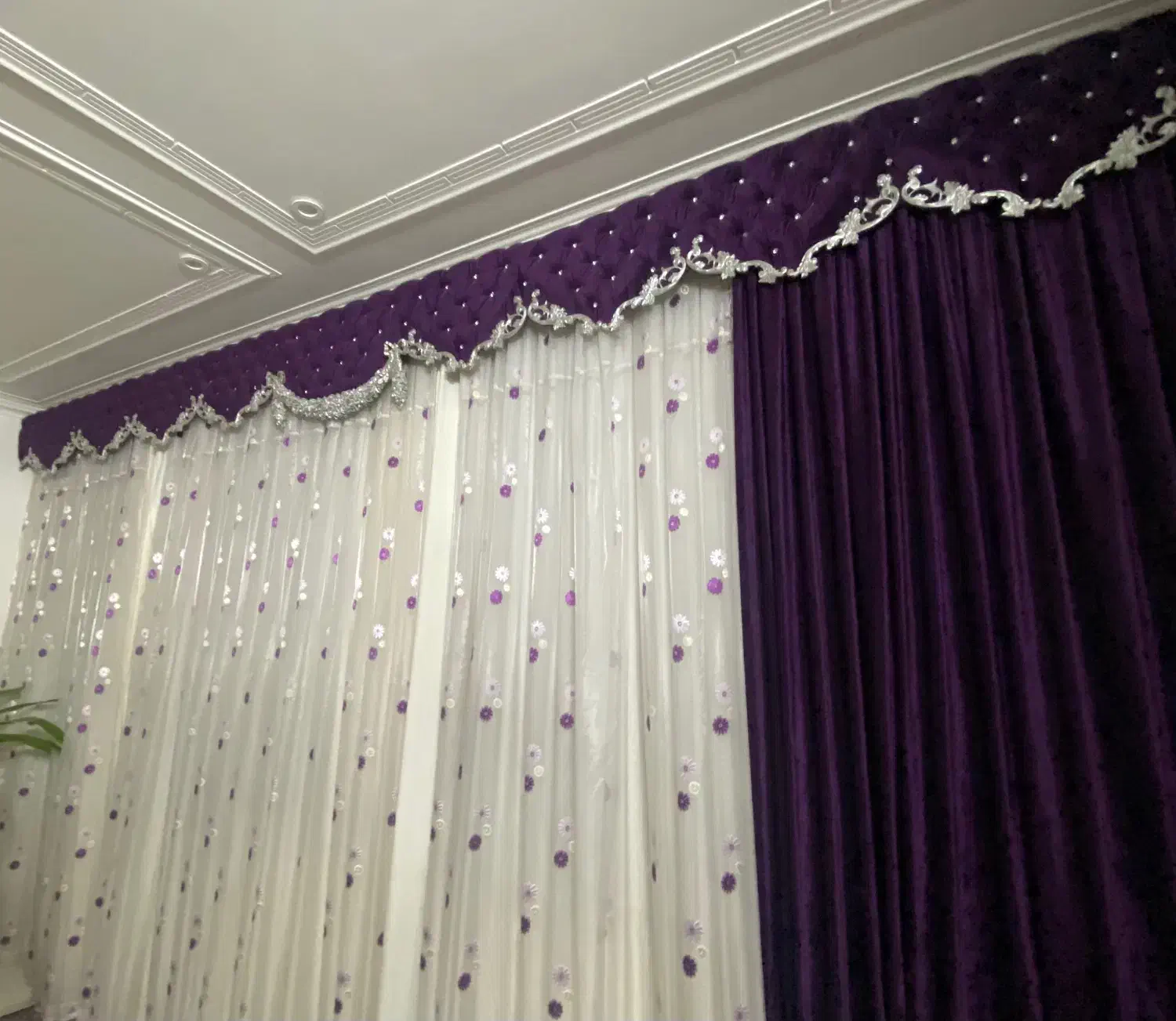 پرده|پرده، رانر، رومیزی|زارچ, |دیوار