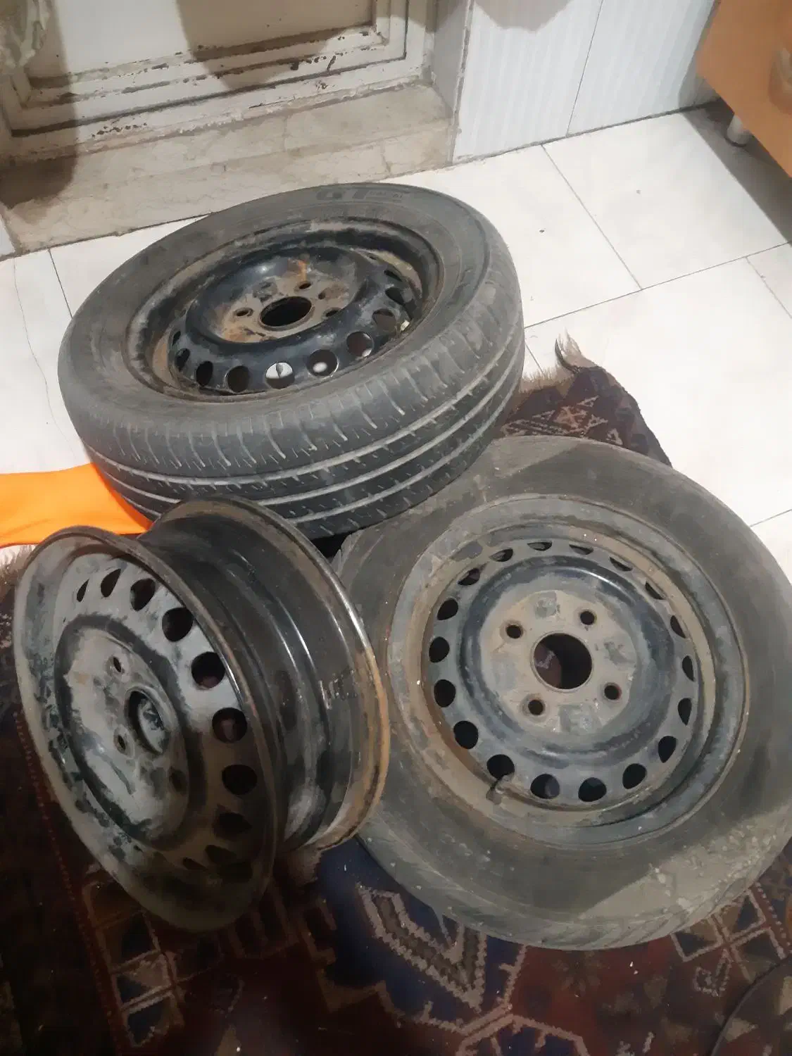 رینگ و لاستیک|قطعات یدکی و لوازم جانبی|تهران, هلال احمر|دیوار