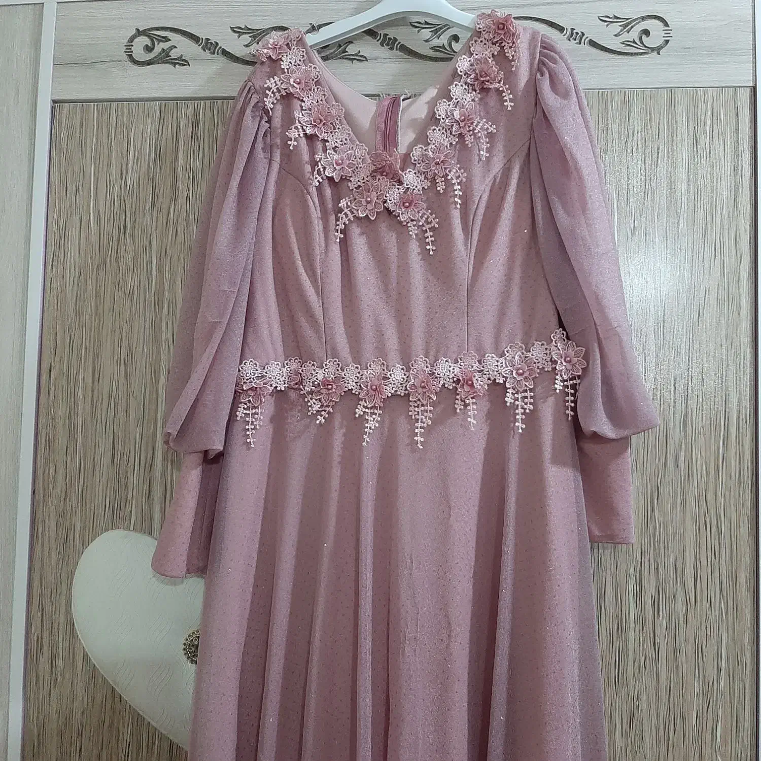 لباس مجلسی|لباس|شادگان, |دیوار