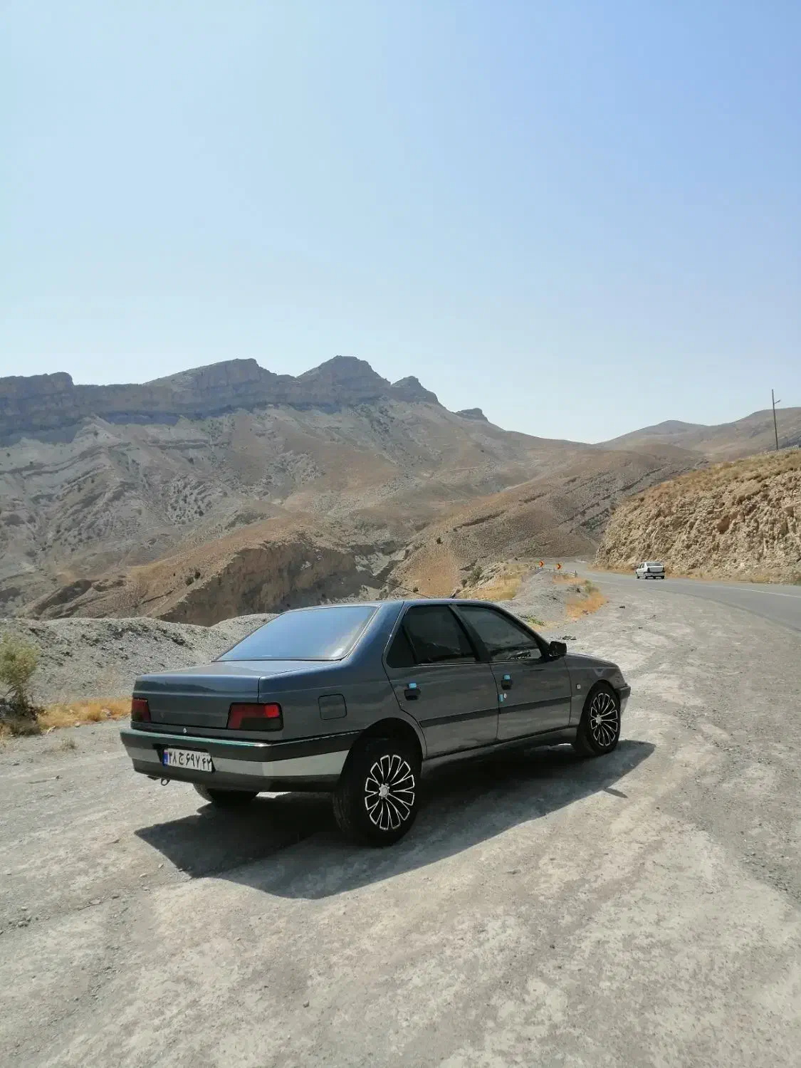 پژو 405 ۴۰۵ دوگانه کارخانه مدل ۹۸|خودرو سواری و وانت|مشهد, نظام دوست|دیوار