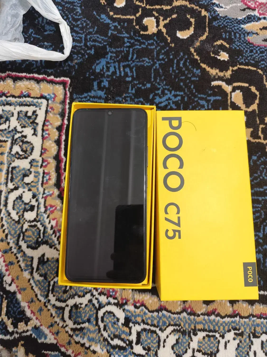 گوشی پوکوc77حافظه 256رام8|موبایل|اهواز, غیزانیه|دیوار