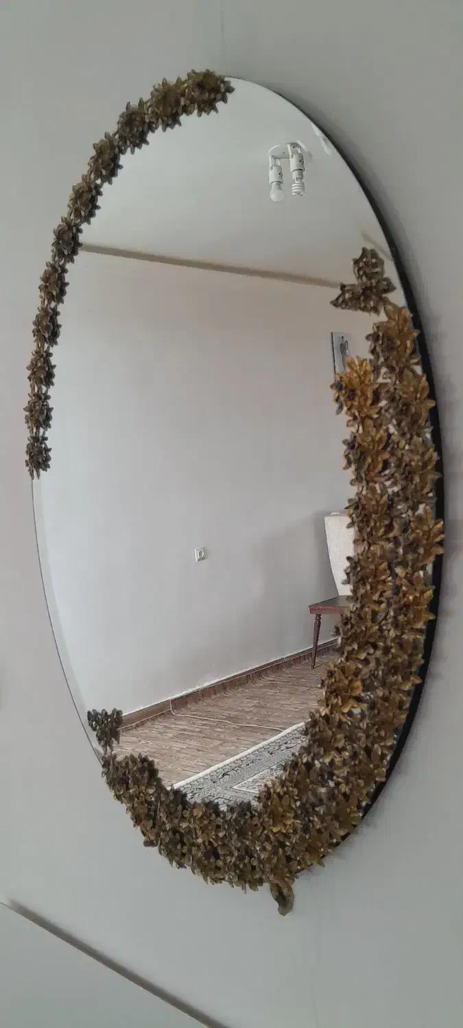 آینه ، نو|آینه|پارس‌آباد, |دیوار