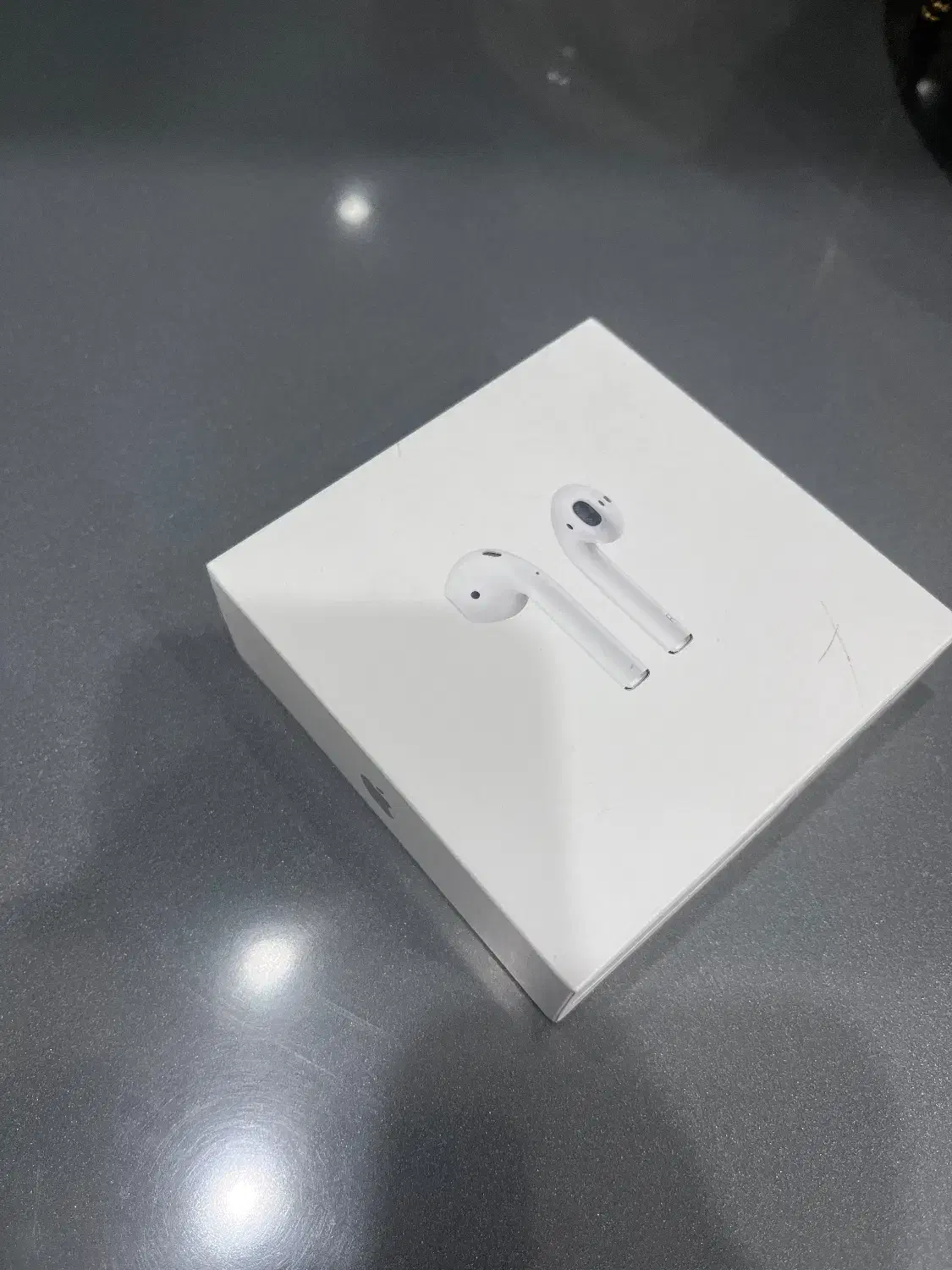 Airpods 2 wireless اصلی نو نو استفاده نشده|لوازم جانبی موبایل و تبلت|شیراز, زرگری|دیوار
