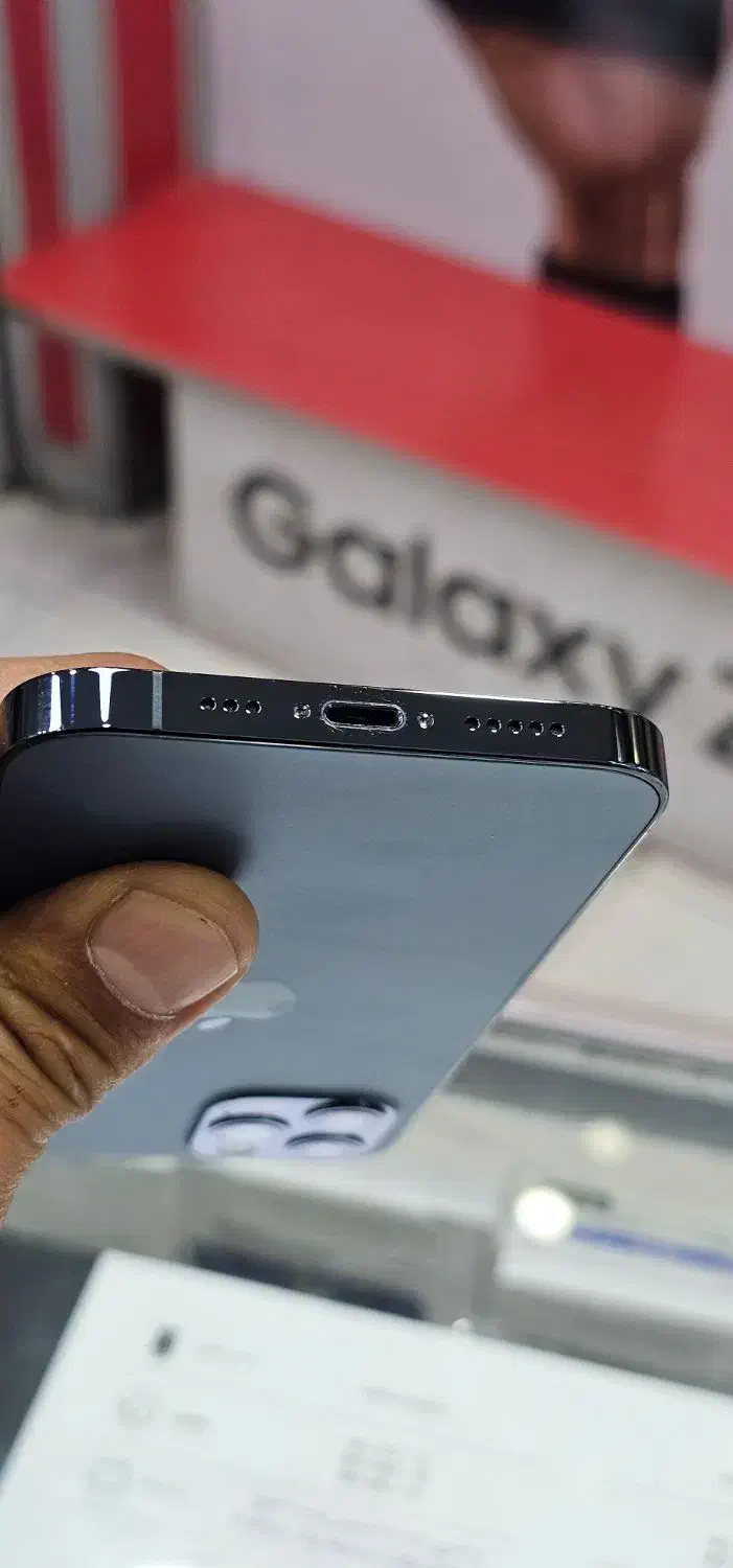 ۱۲پرو دو سیم za 256gig|موبایل|شیراز, گود عربان|دیوار