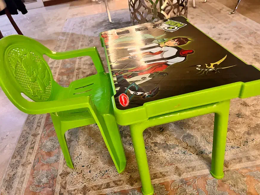 میز صندلی کودک|میز تحریر و کامپیوتر|تهران, آبشار تهران (دریاچه)|دیوار