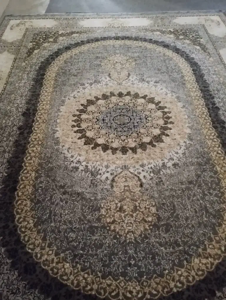 فروش یک عدد فرش فوری زیر قیمت|فرش|لردگان, |دیوار