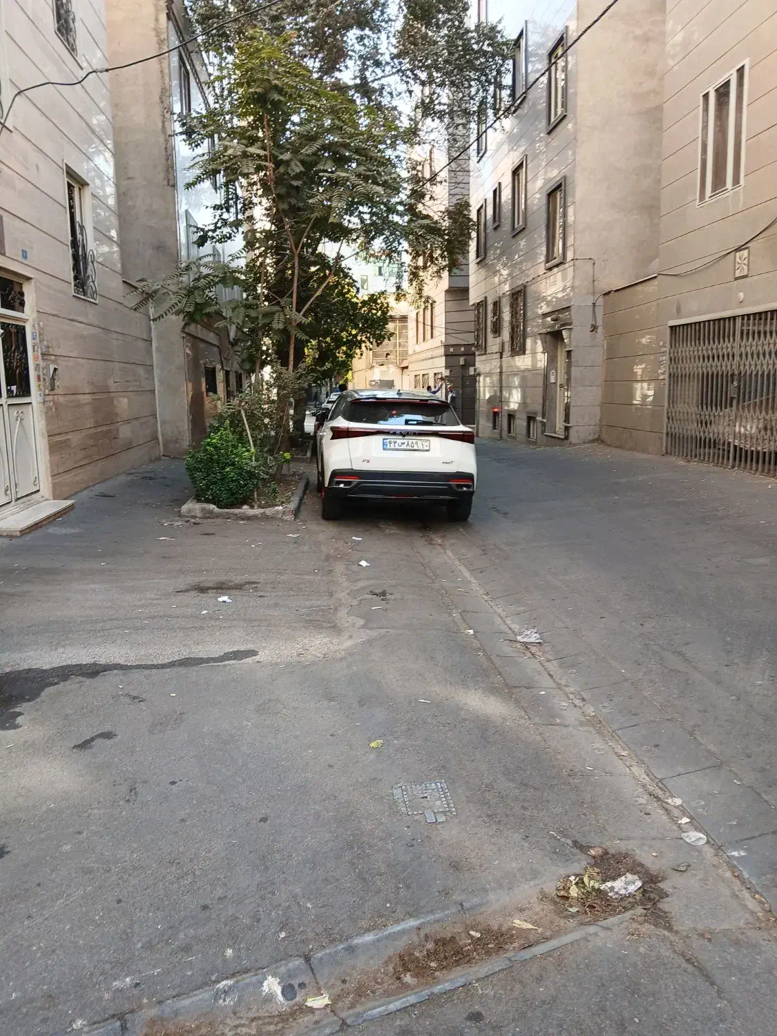 ۶۵متر آپارتمان خوش نقشه با پارکینگ .خ شیخ بهایی|فروش آپارتمان|تهران, منیریه|دیوار