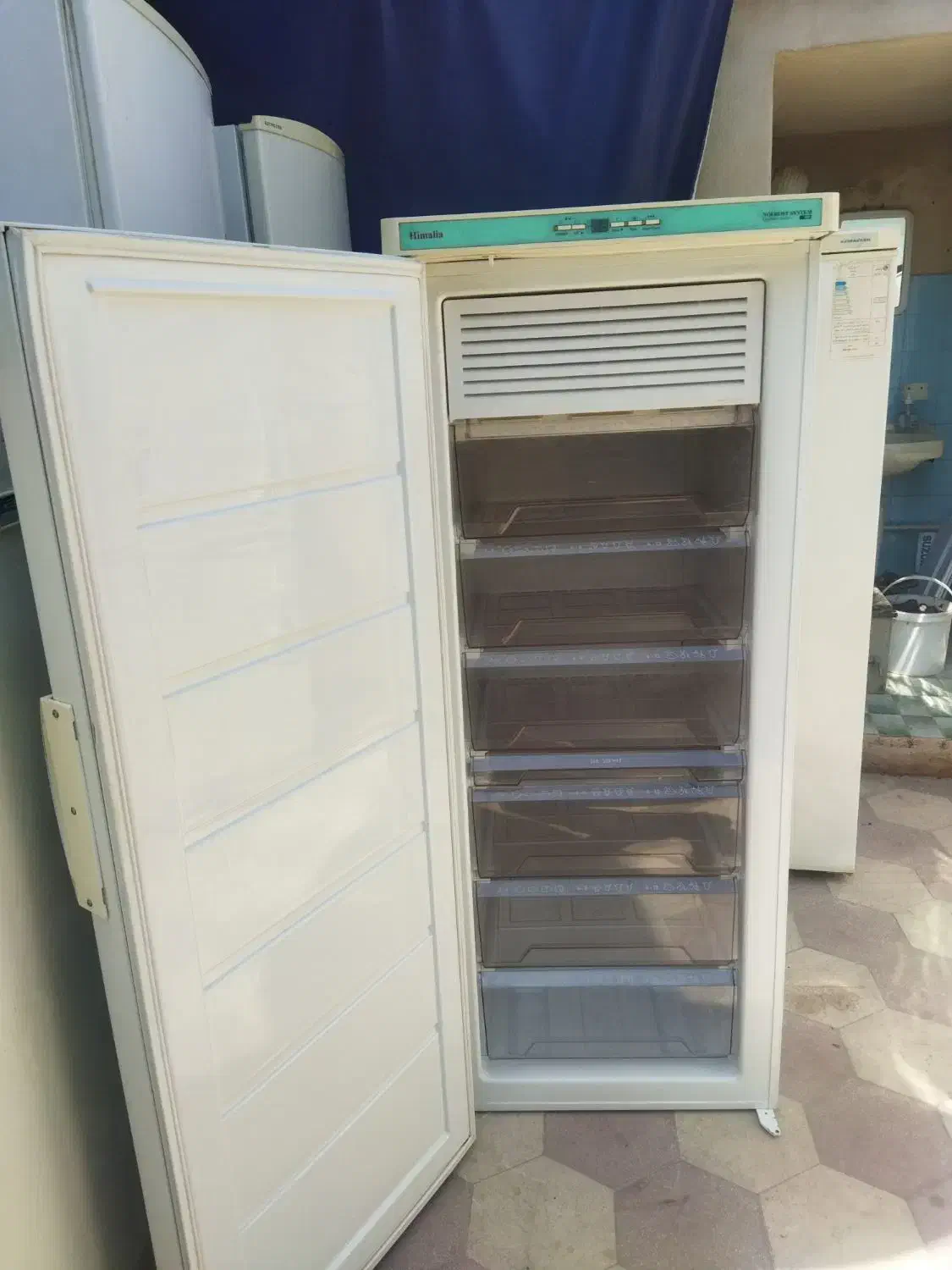 فریزر سه عدد سالم موتور اصلی فابریک|یخچال و فریزر|کازرون, |دیوار