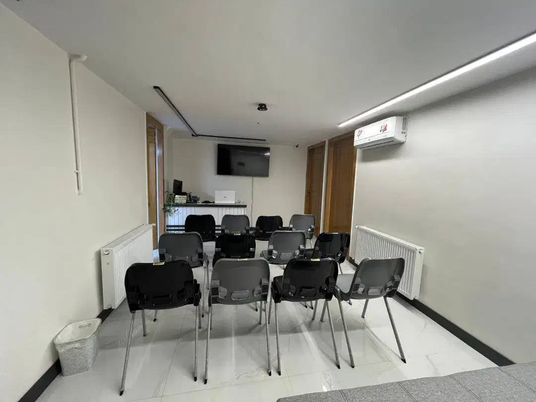 اجاره کوتاه مدت|اجارهٔ کوتاهمدت دفتر کار و فضای آموزشی|اصفهان, چرخاب|دیوار