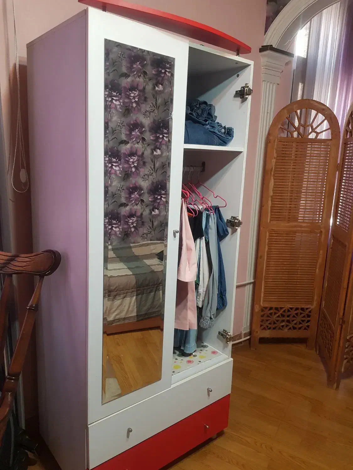 تخت و کمد نوجوان شرکتی با تشک طبی نو.۱۸۰سانتی|تخت و سرویس خواب|قزوین, |دیوار