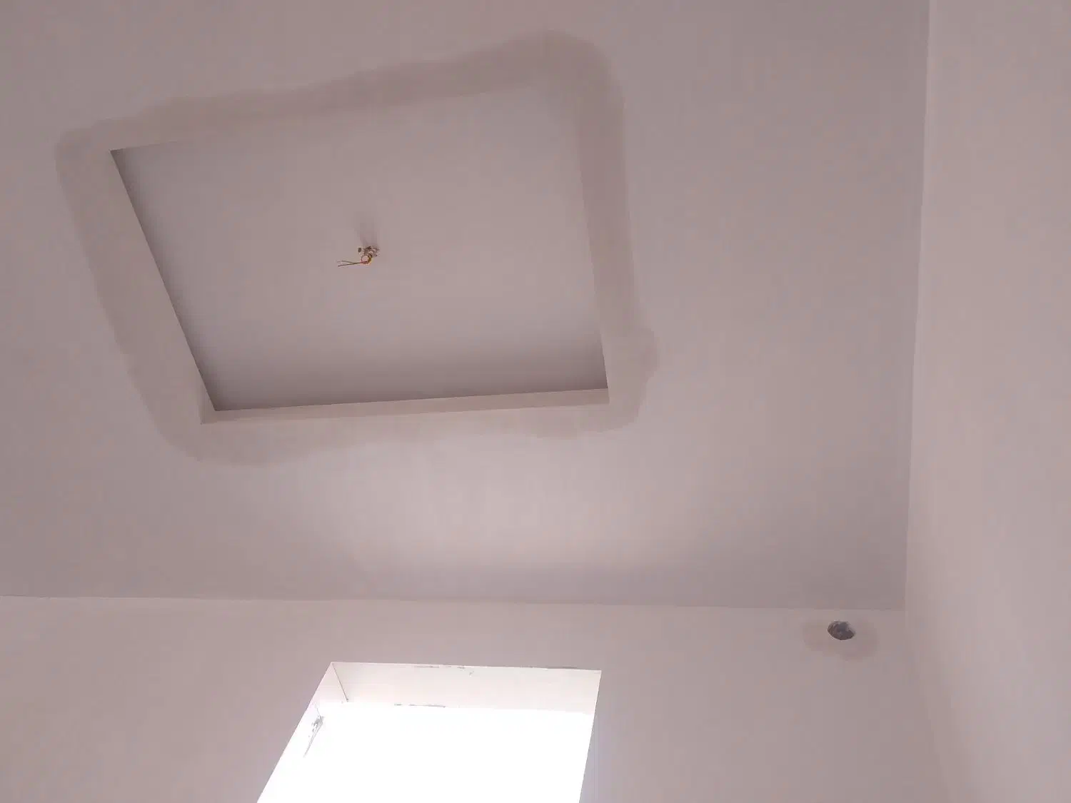 گچ کاری سفید کاری گچ خاک لکه گیری ابزار|خدمات پیشه و مهارت|اراک, |دیوار