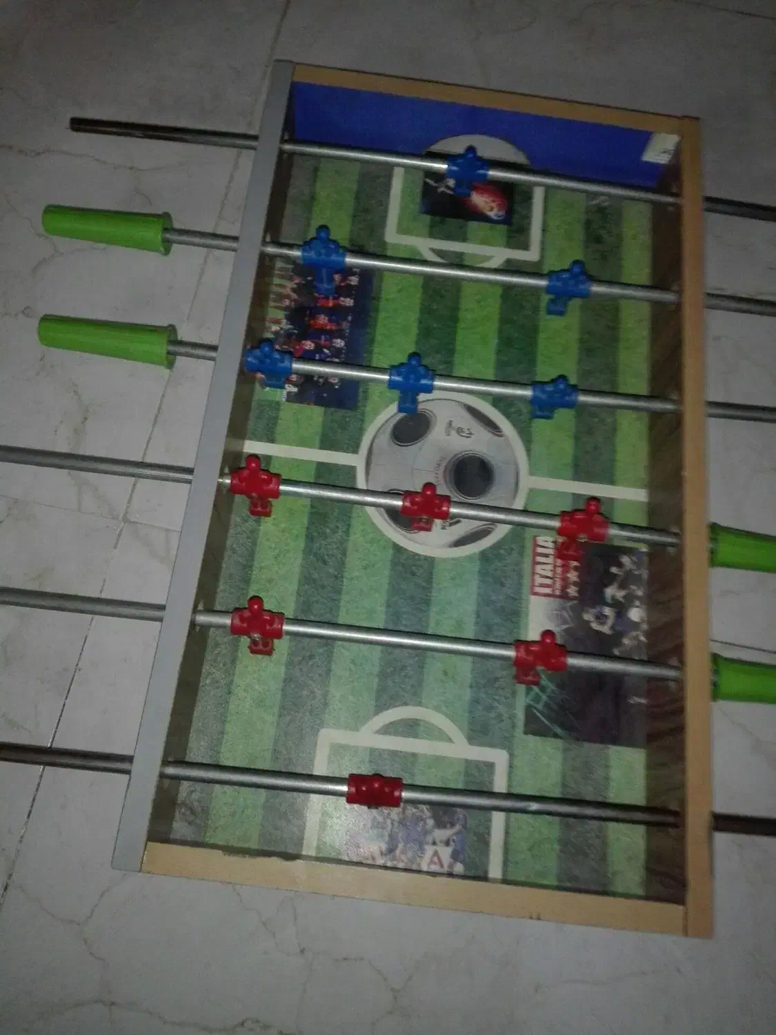 فوتبال دستی کارکرده تمیز|اسباببازی بچه|مشهد, ثامن|دیوار