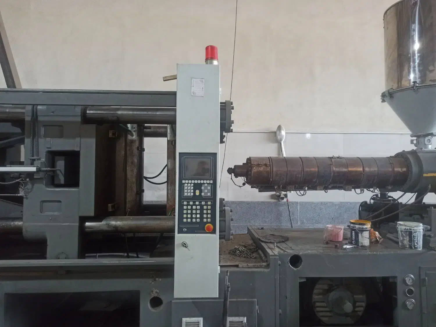 خدمات تزریق پلاستیک با دستگاه ۸۰۰تن و۴۳۰ تن و۲۸۰تن|خدمات پیشه و مهارت|خسروشاه, |دیوار