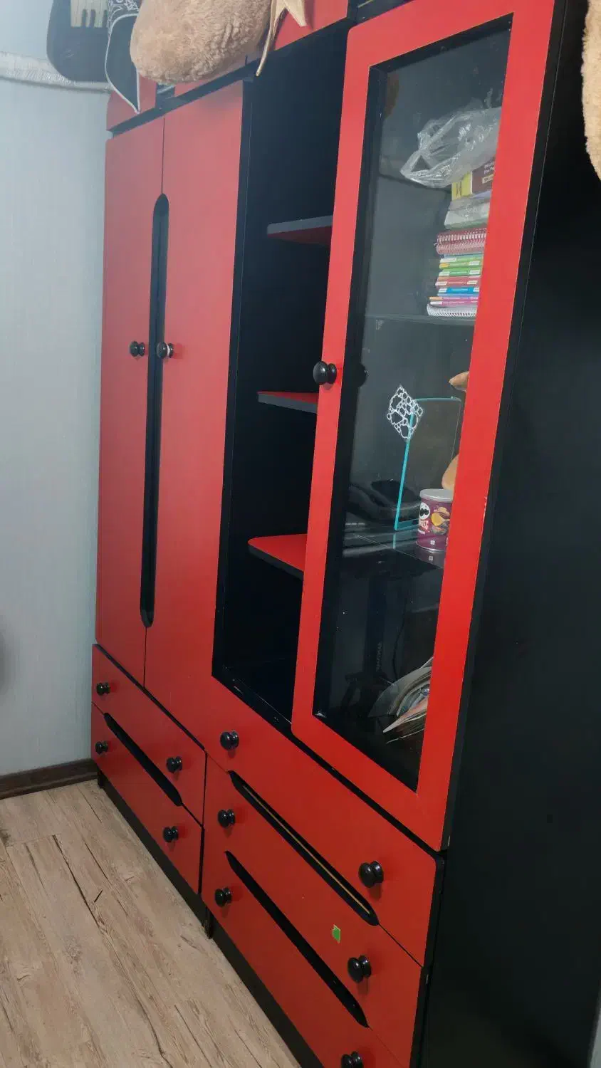 کمد نوجوان و جالباسی|اسباب و اثاث بچه|کرج, فاز ۴ مهرشهر|دیوار