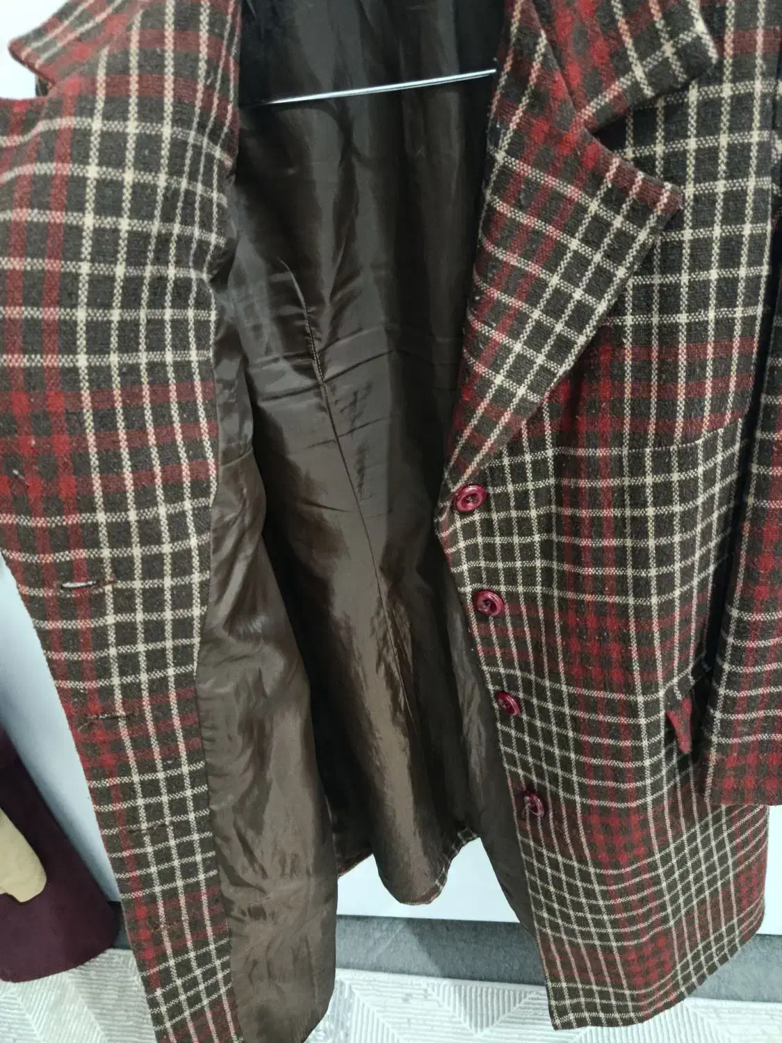 مانتو|لباس|مشهد, سیس‌آباد|دیوار