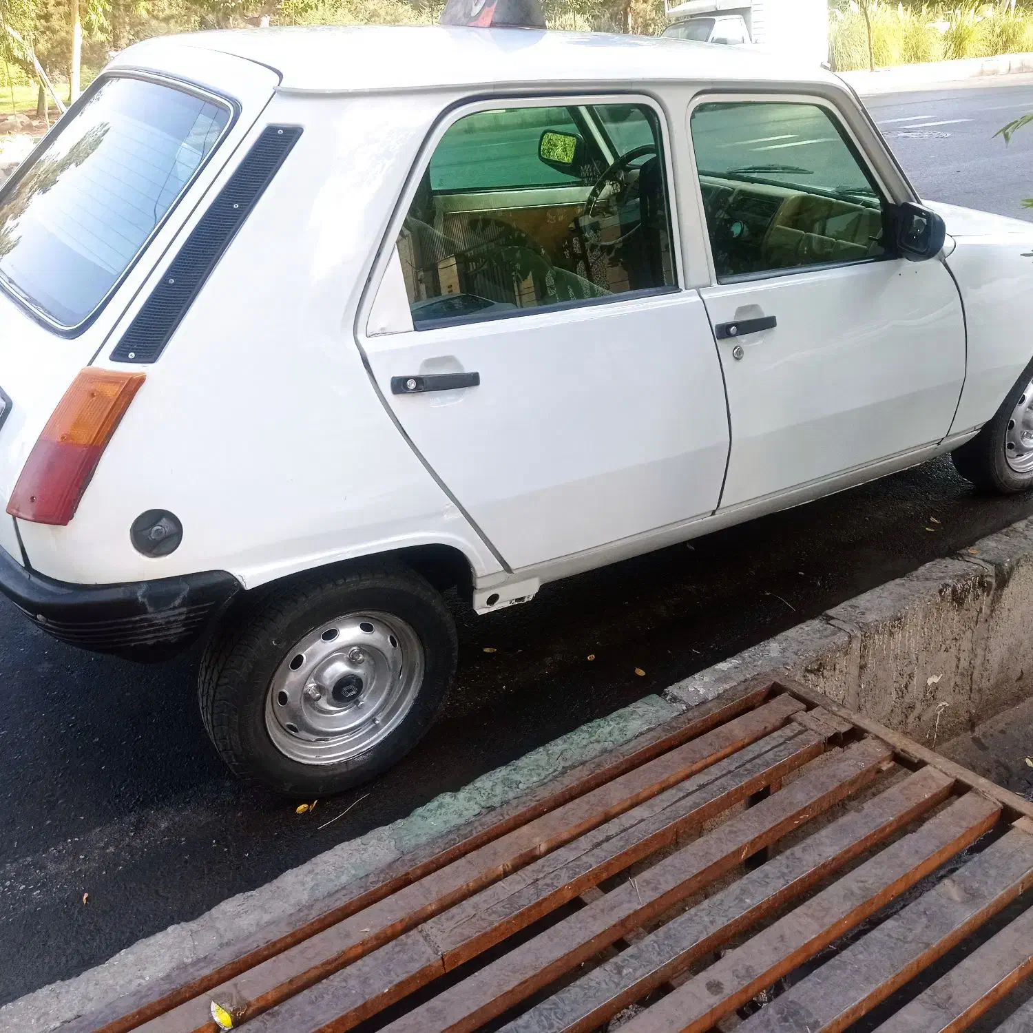 رنو 5کلاسیک|خودرو سواری و وانت|تهران, مشیریه|دیوار