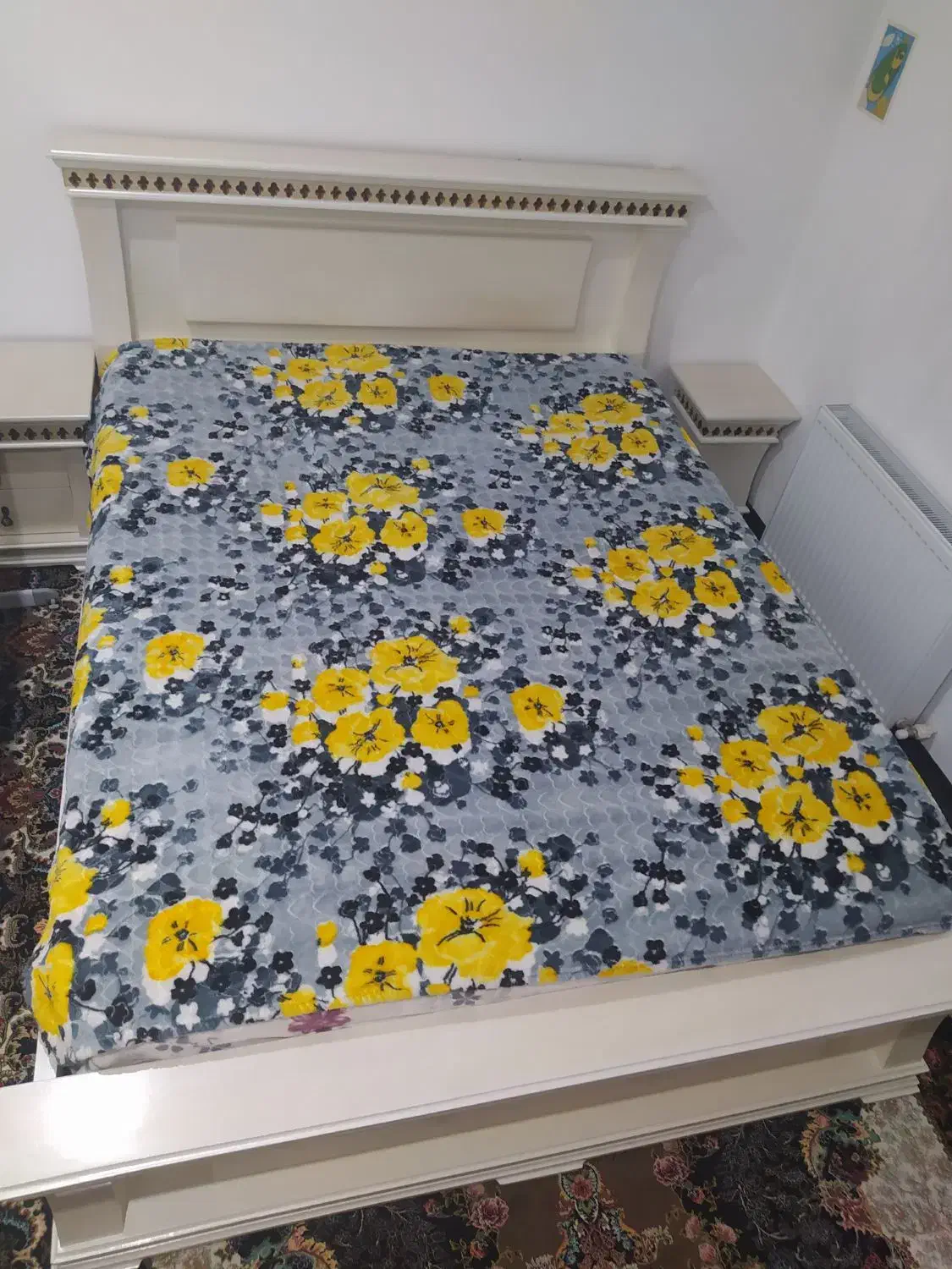 سرویس خواب|تخت و سرویس خواب|قدس, شهر‌قدس|دیوار