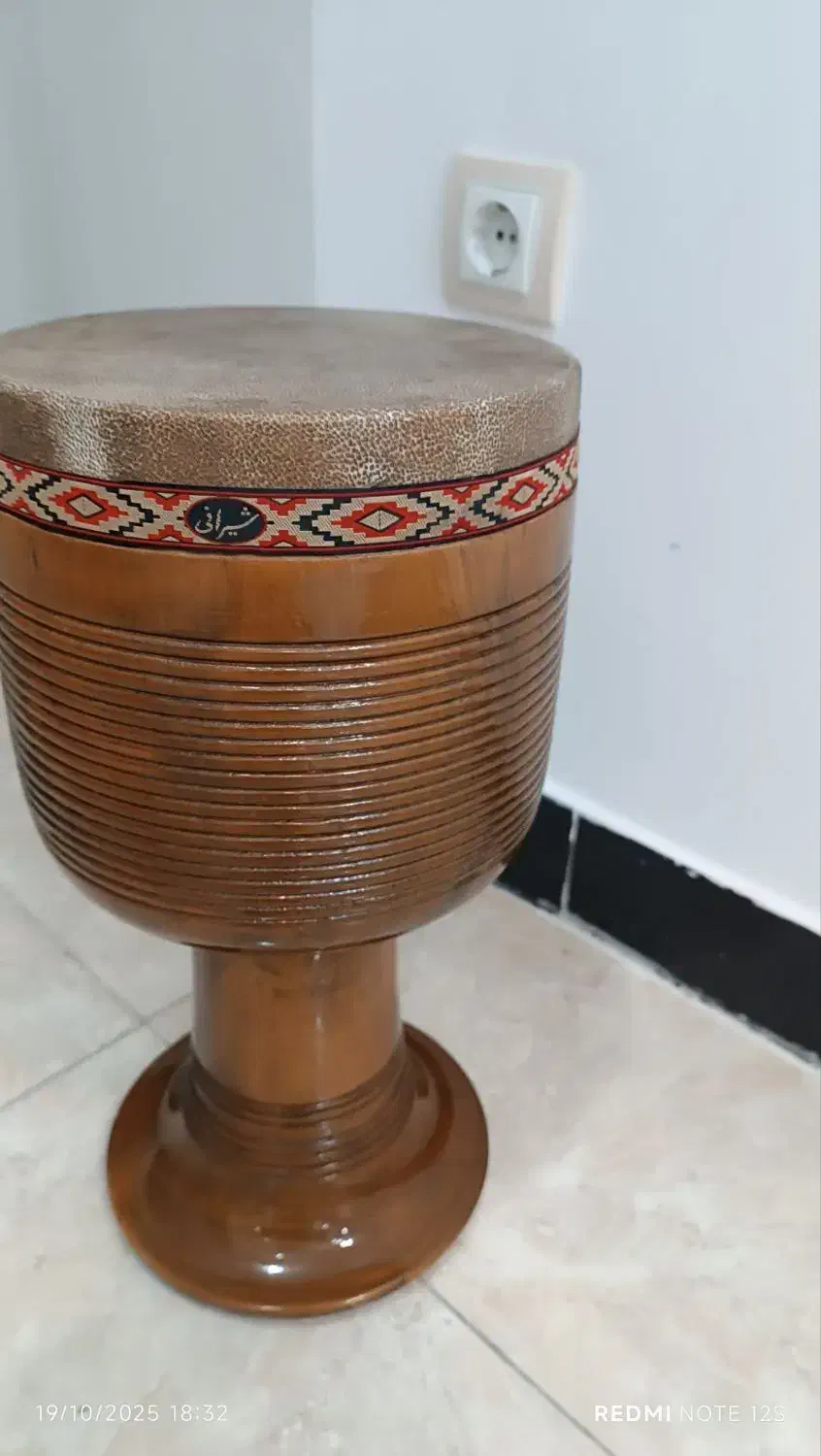 تنبک شیرانی|سازهای سنتی|بیجار, |دیوار