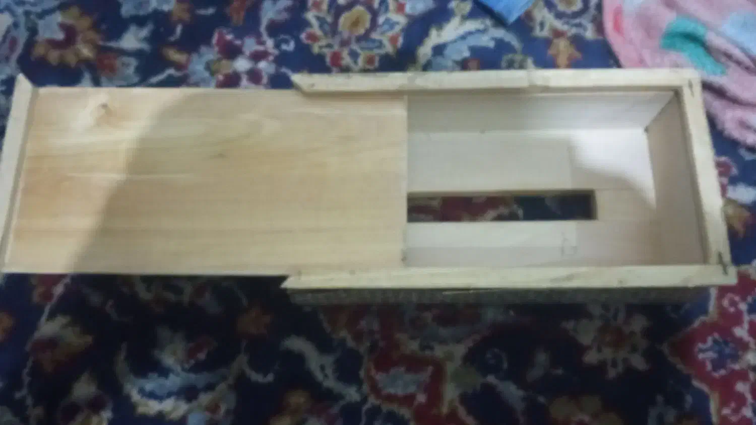 جادستمال کاغذی خاتم مقدارکمی ازخاتم کاریش کنده شده|صنایع دستی و سایر لوازم تزئینی|شیراز, سعدیه شمالی|دیوار
