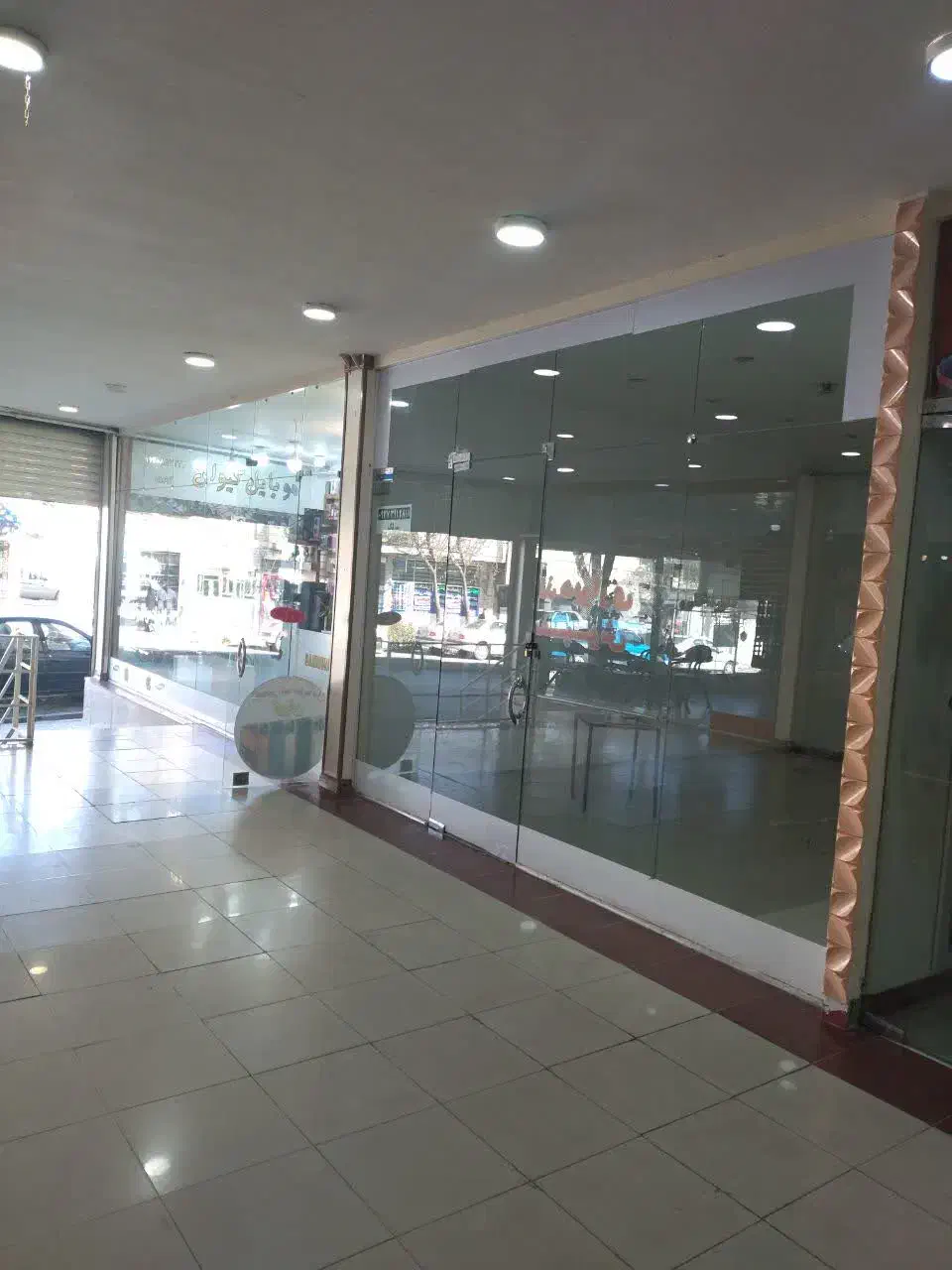 مغازه 21 متری ولیصر شمالی مجتمع تجاری تخت جمشید|فروش مغازه و غرفه|الیگودرز, |دیوار