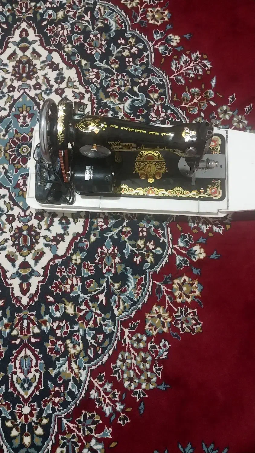 800000|چرخ خیاطی و ریسندگی|خرم‌آباد, |دیوار