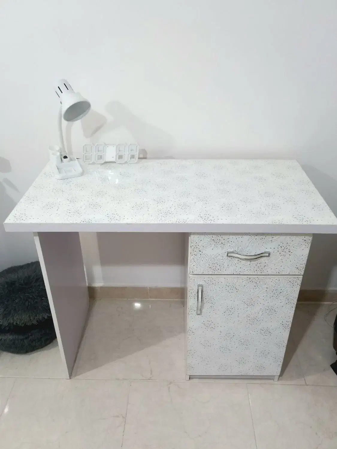 میز تحریر کشودار|میز تحریر و کامپیوتر|رشت, پاستوریزه|دیوار