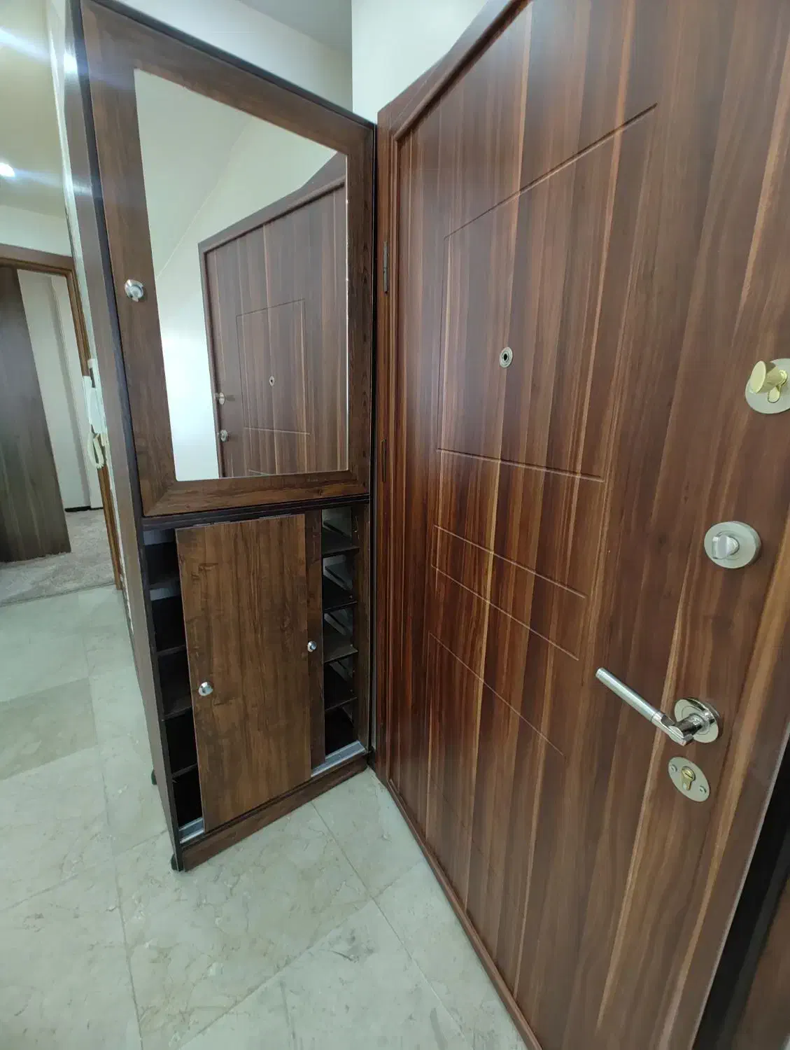 ۱۱۰متر/۲خ/فول امکانات ۵ساله شیک/تکواحدی