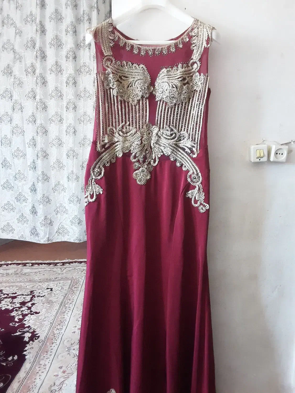 لباس مجلسی|لباس|چناران, |دیوار