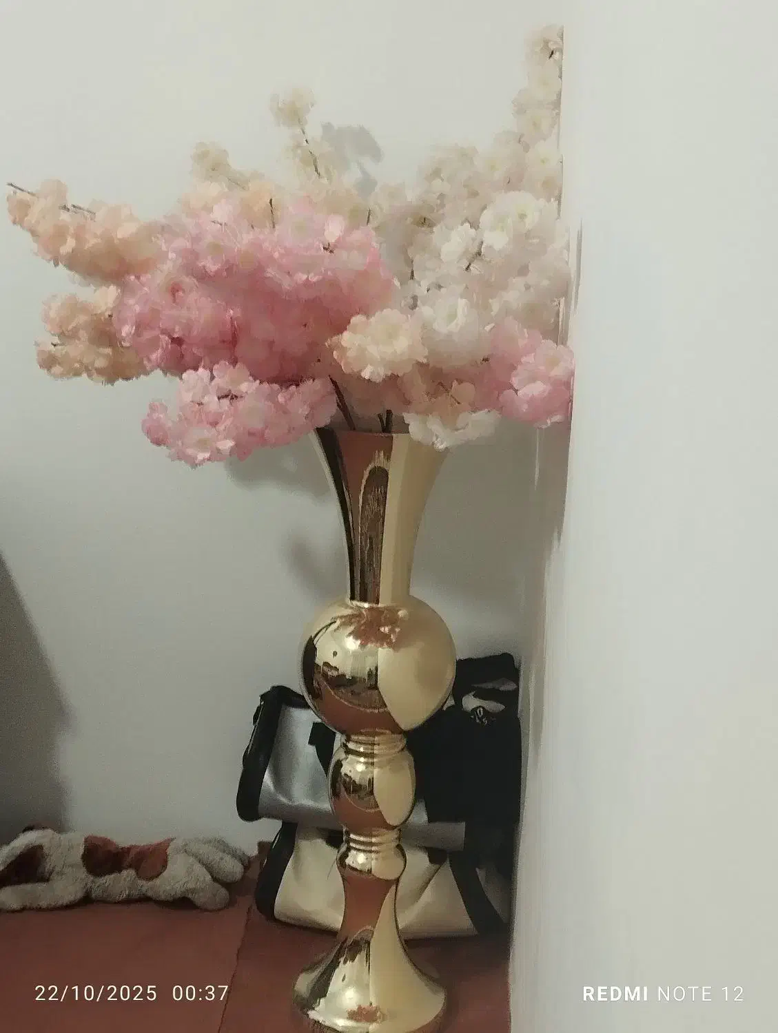 گل وگلدان|گل مصنوعی|سنندج, |دیوار