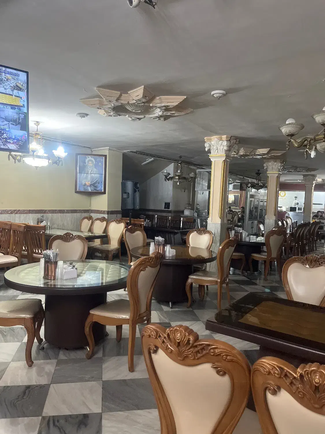 شاطر رستوران ایرانی|استخدام خدمات فروشگاه و رستوران|تهران, ستارخان|دیوار