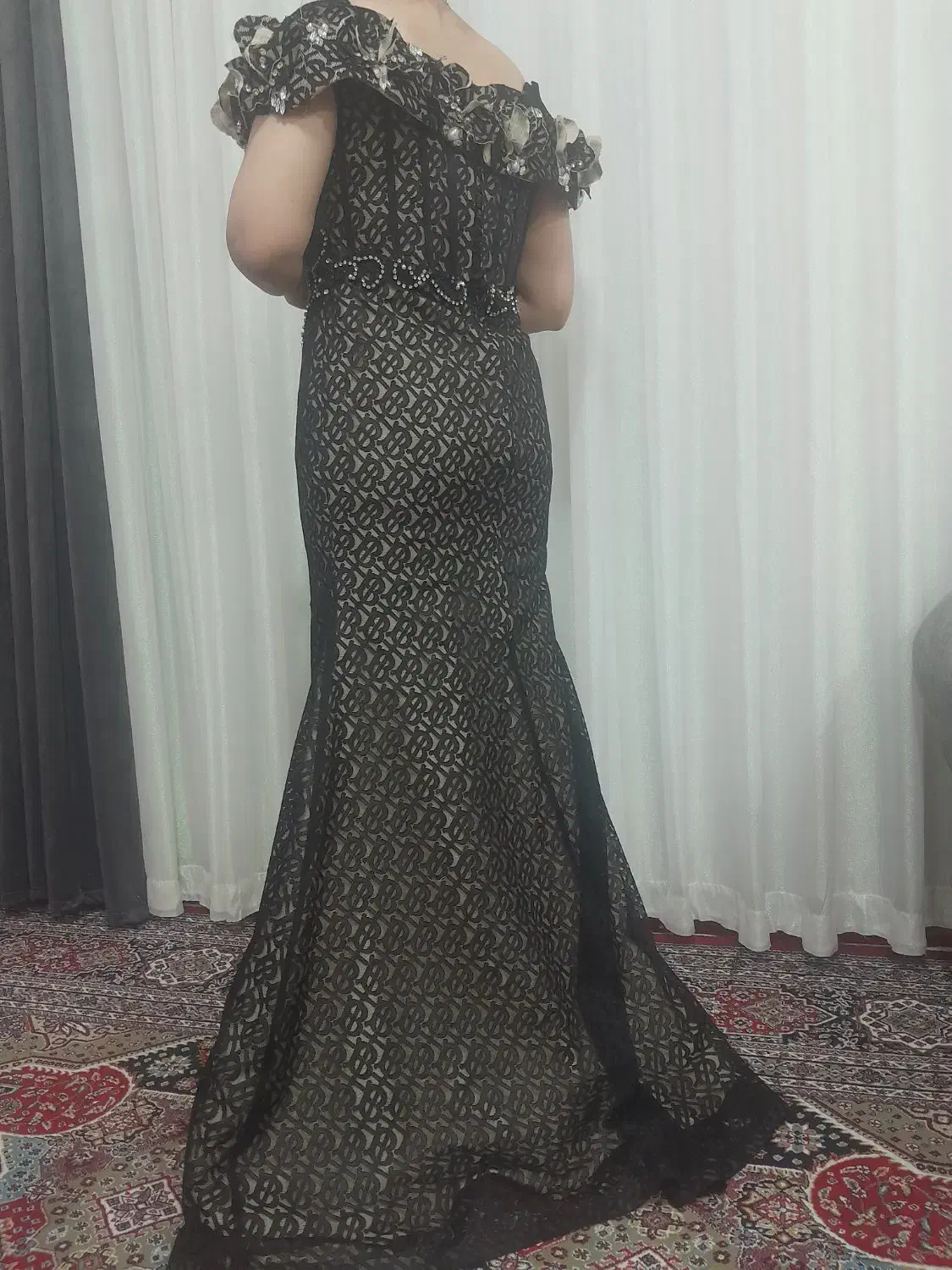 لباس مجلسی فنر دوزی شده وکار شده|لباس|پارس‌آباد, |دیوار