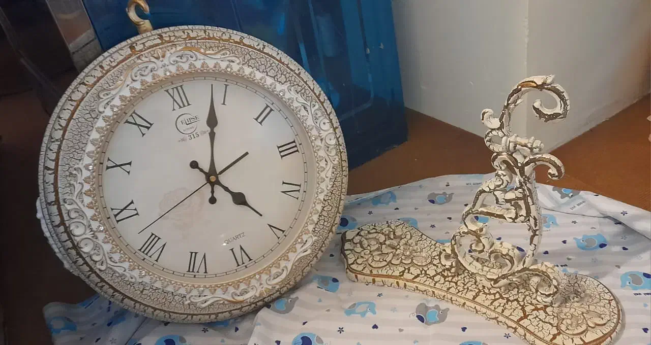 ساعت دیواری|ساعت دیواری و تزئینی|خوی, |دیوار