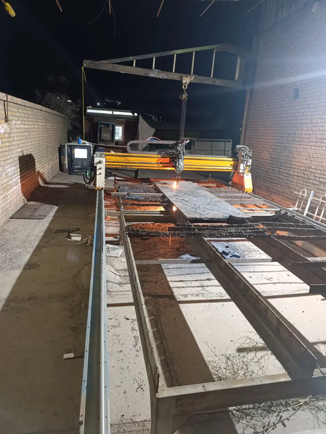 تهیه و برش cnc انواع ورق های ضخیم  آهن و آلیاژی|خدمات پیشه و مهارت|ملک‌آباد, |دیوار