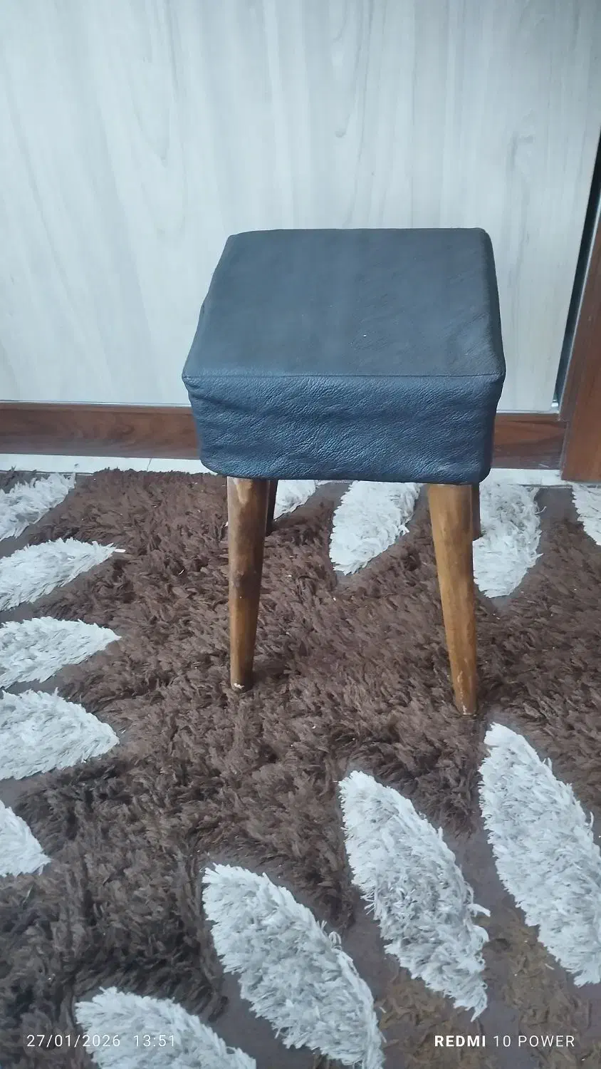 پاف یک نفره|صندلی و نیمکت|اصفهان, کوی شهید کشوری|دیوار