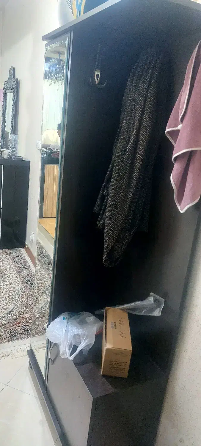 میزه تلویزیون ویک جاکفشی|میز تلویزیون|سیرجان, |دیوار