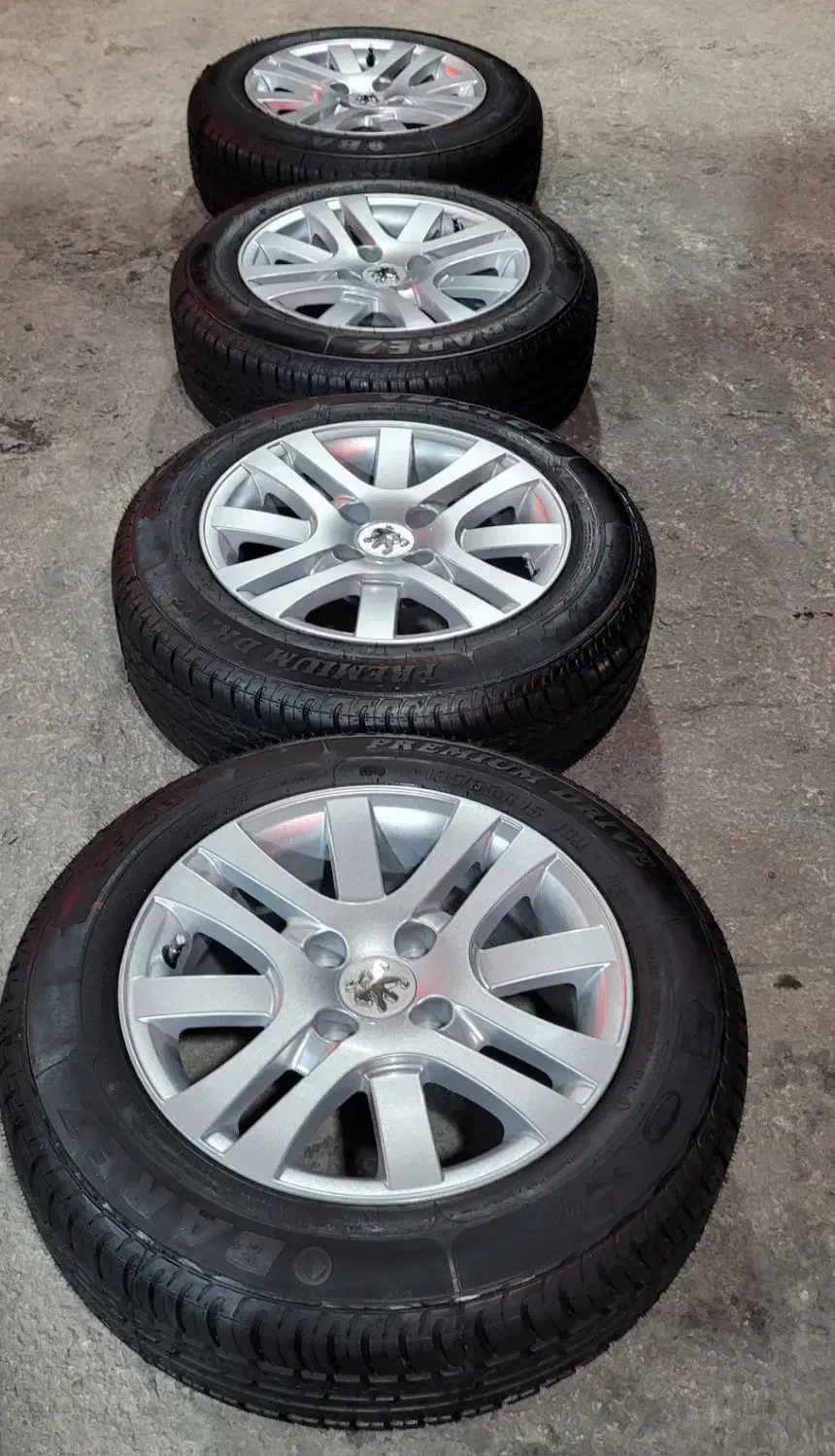 رینگ ولاستیک صلیبی اسپرت سایز۱۵|قطعات یدکی و لوازم جانبی|اصفهان, دهنو|دیوار