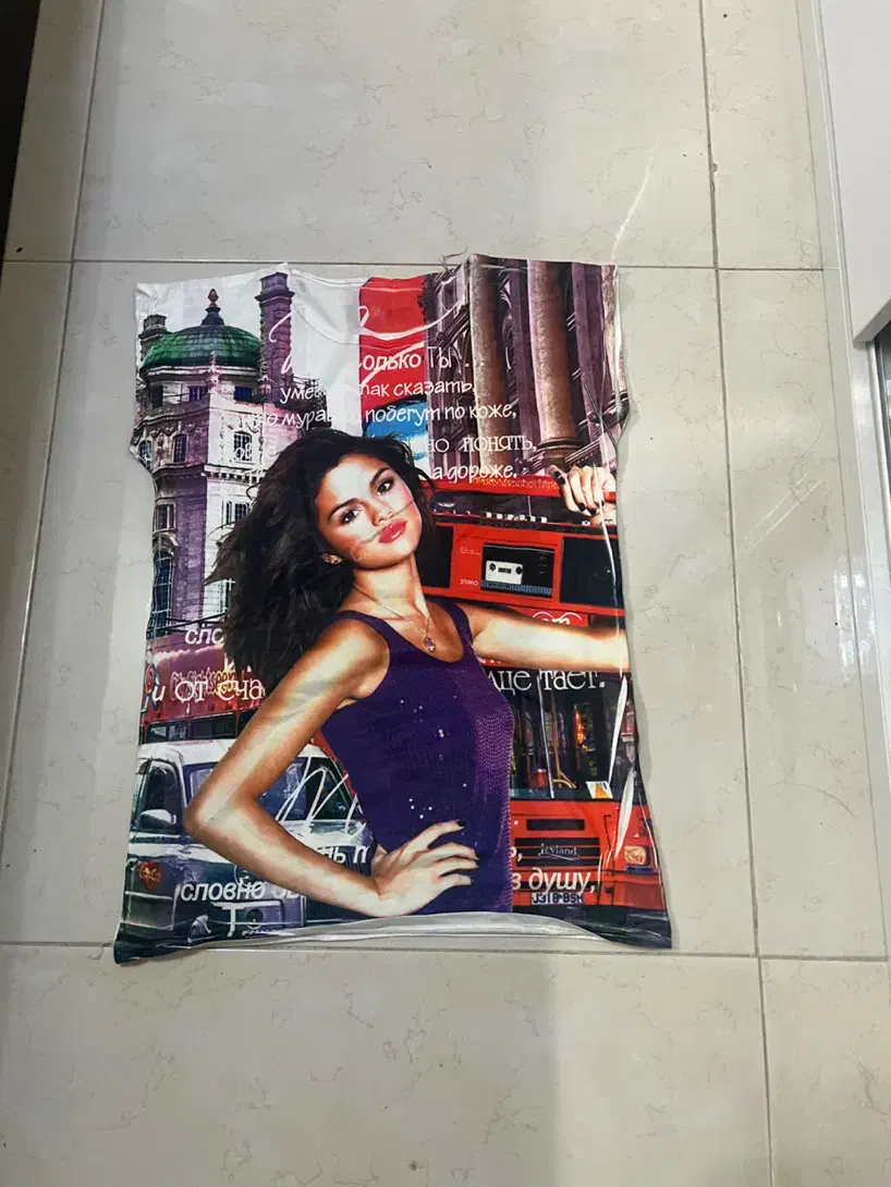 تاپ و شلواربگ|لباس|شیراز, تاچارا|دیوار