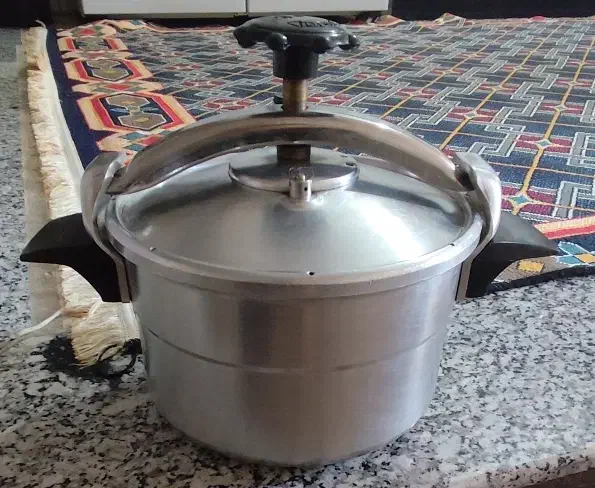 زود پز بدون مشکل|ظروف پختوپز|کوهدشت, |دیوار