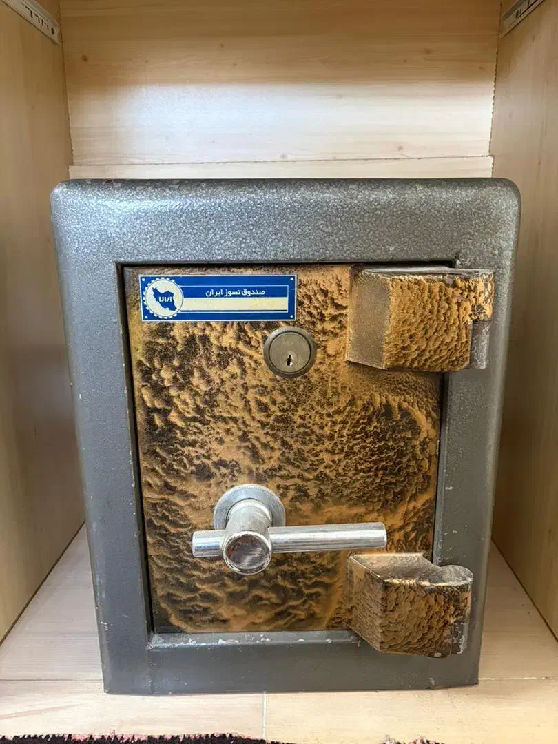 صندوق نسوز کاوه خیلی قدیمی|ابزارآلات|آق قلا, |دیوار